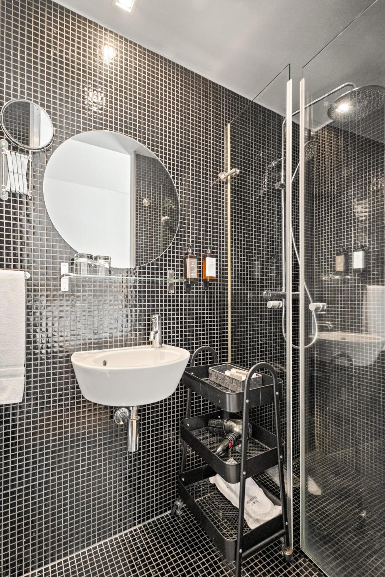 Quarto Duplo