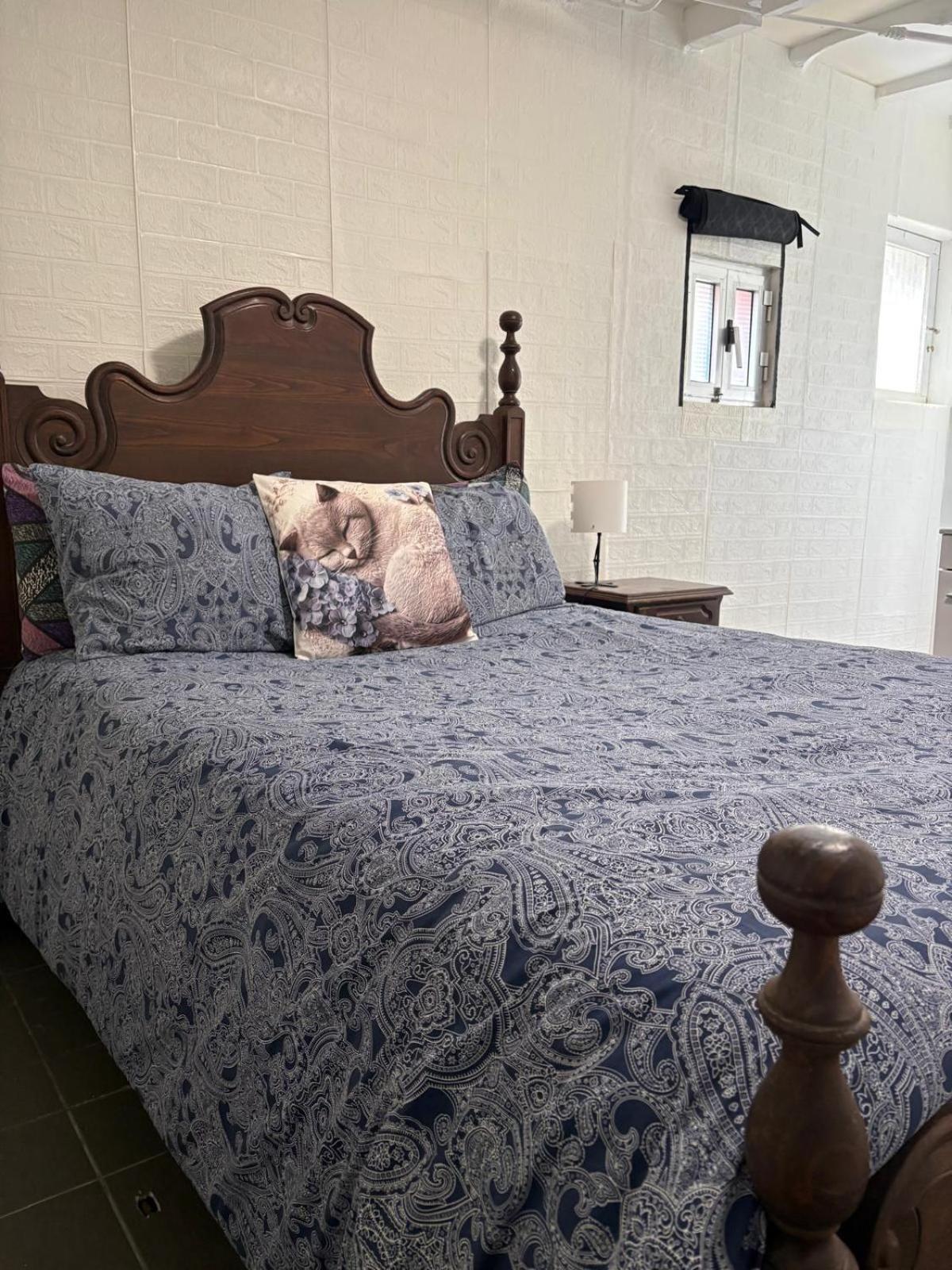 Quarto Duplo com Casa de Banho Partilhada