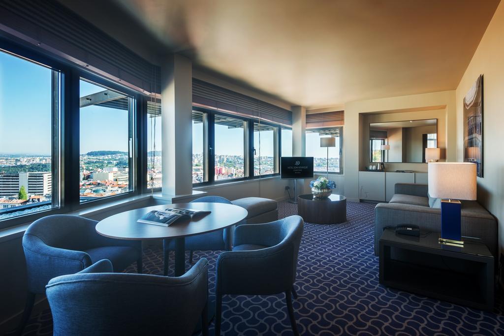 Deluxe Suite mit Panoramablick