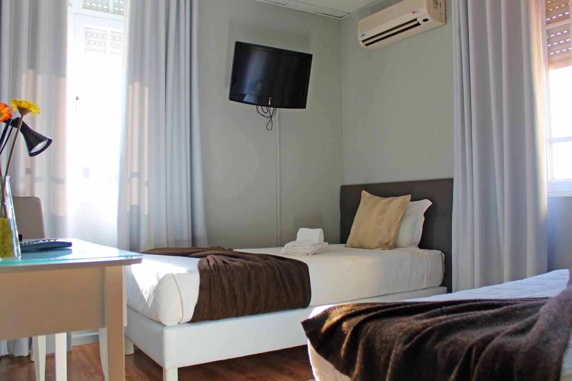 Twin Room,371013316:JPEG
