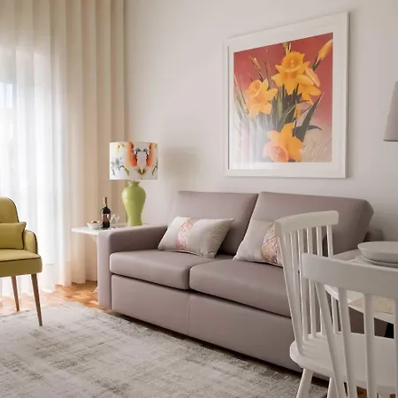 Simon Guest Apartments-2